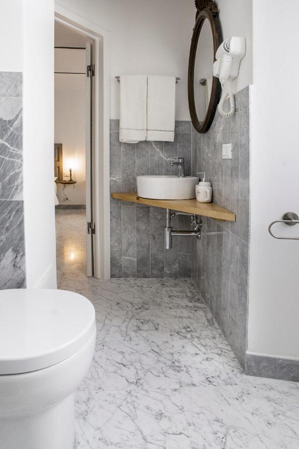 Carrara Bella Panzió Kültér fotó