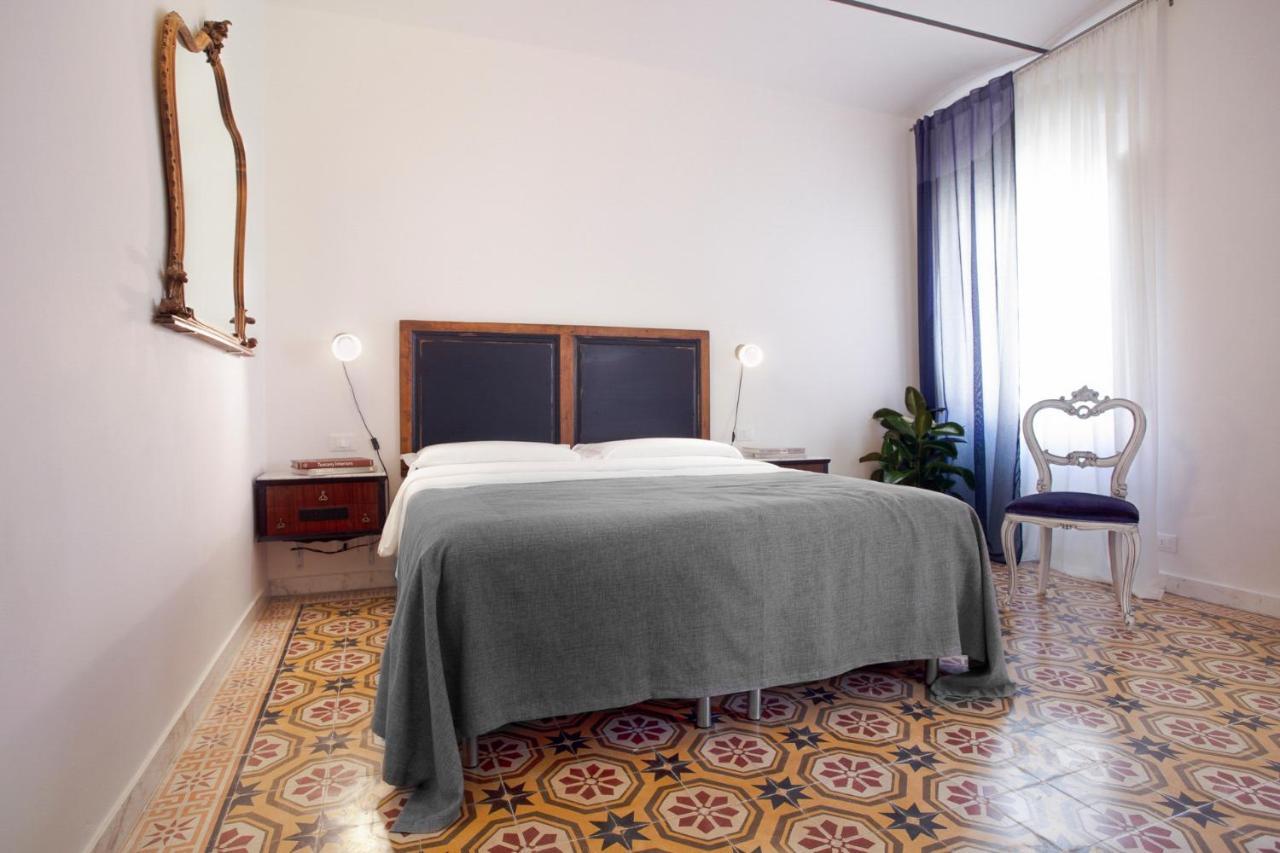 Carrara Bella Panzió Kültér fotó